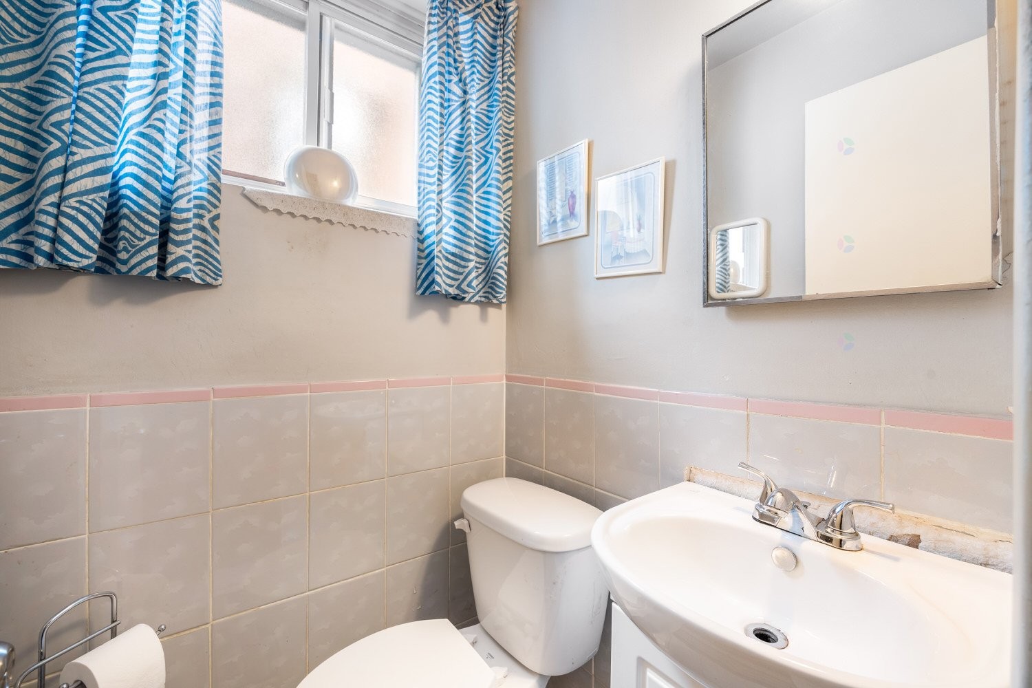 









3350


Rue Limoges

,
Montréal (Saint-Laurent),




QC
H4K1Y1

