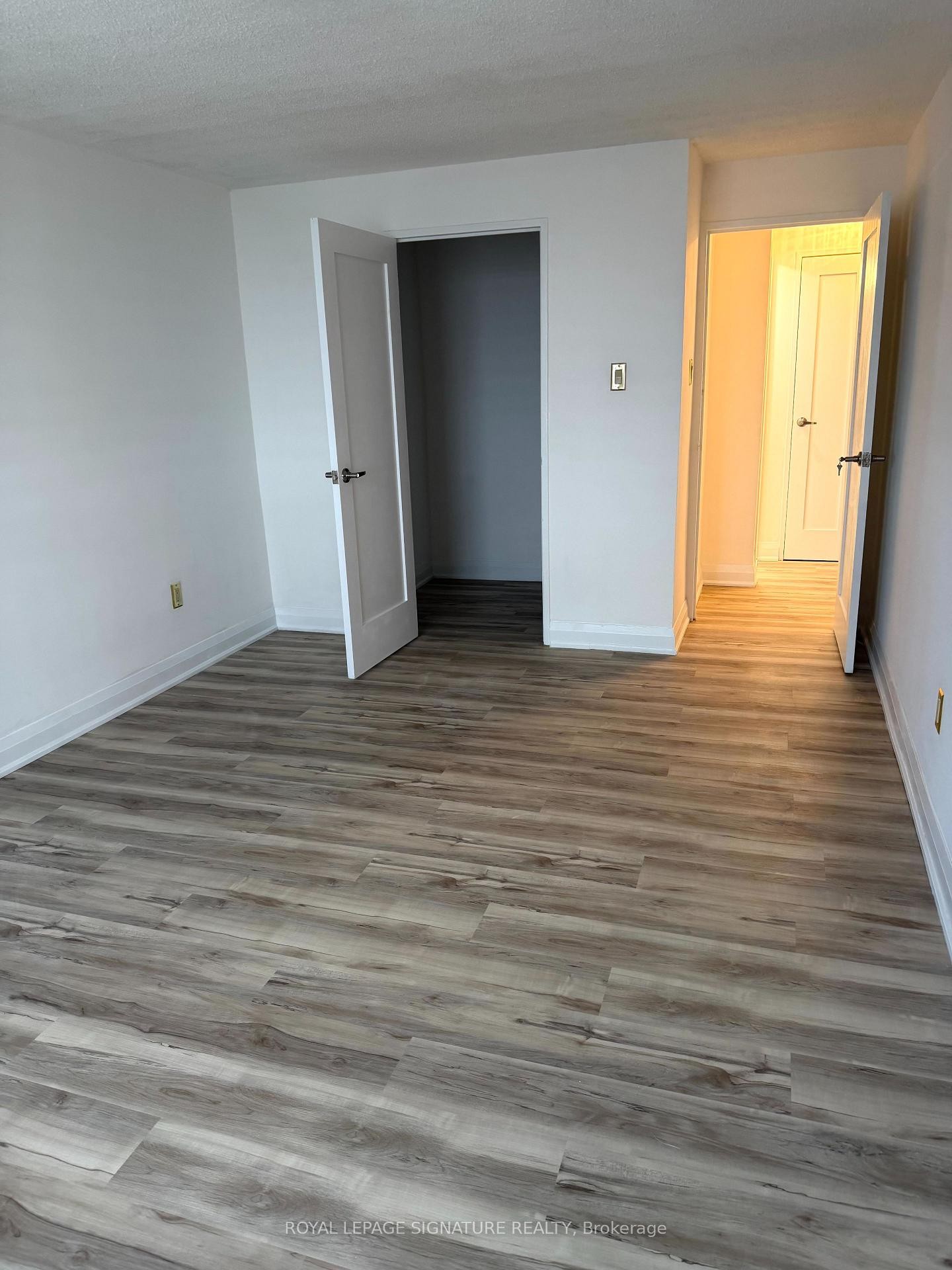 









270


Palmdale

Drive, 1503,
Toronto,




ON
M1T 3N8

