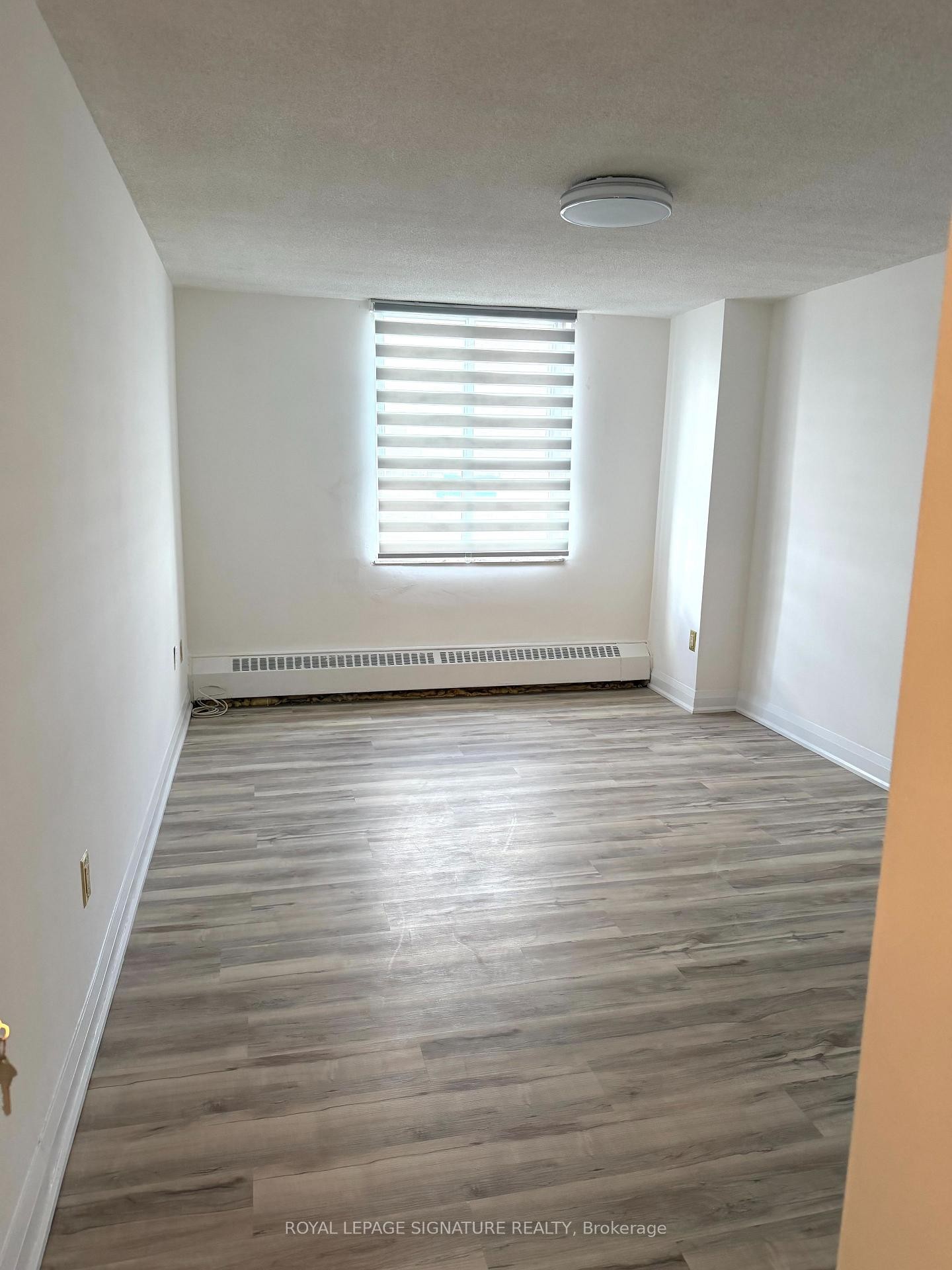 









270


Palmdale

Drive, 1503,
Toronto,




ON
M1T 3N8

