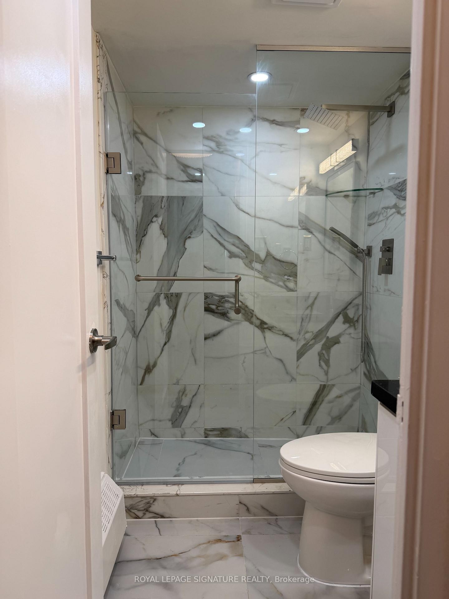 









270


Palmdale

Drive, 1503,
Toronto,




ON
M1T 3N8

