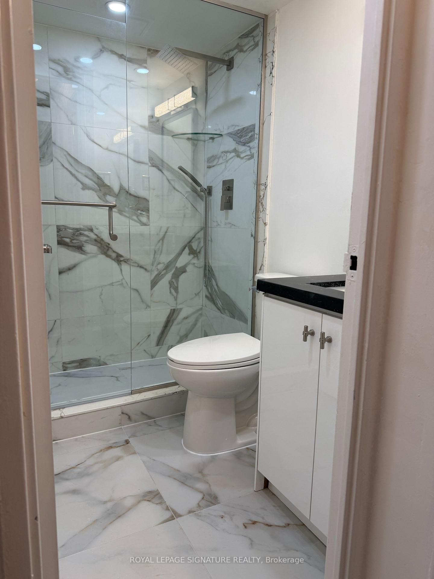 









270


Palmdale

Drive, 1503,
Toronto,




ON
M1T 3N8

