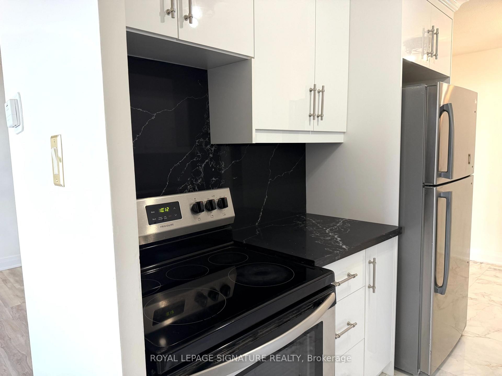 









270


Palmdale

Drive, 1503,
Toronto,




ON
M1T 3N8

