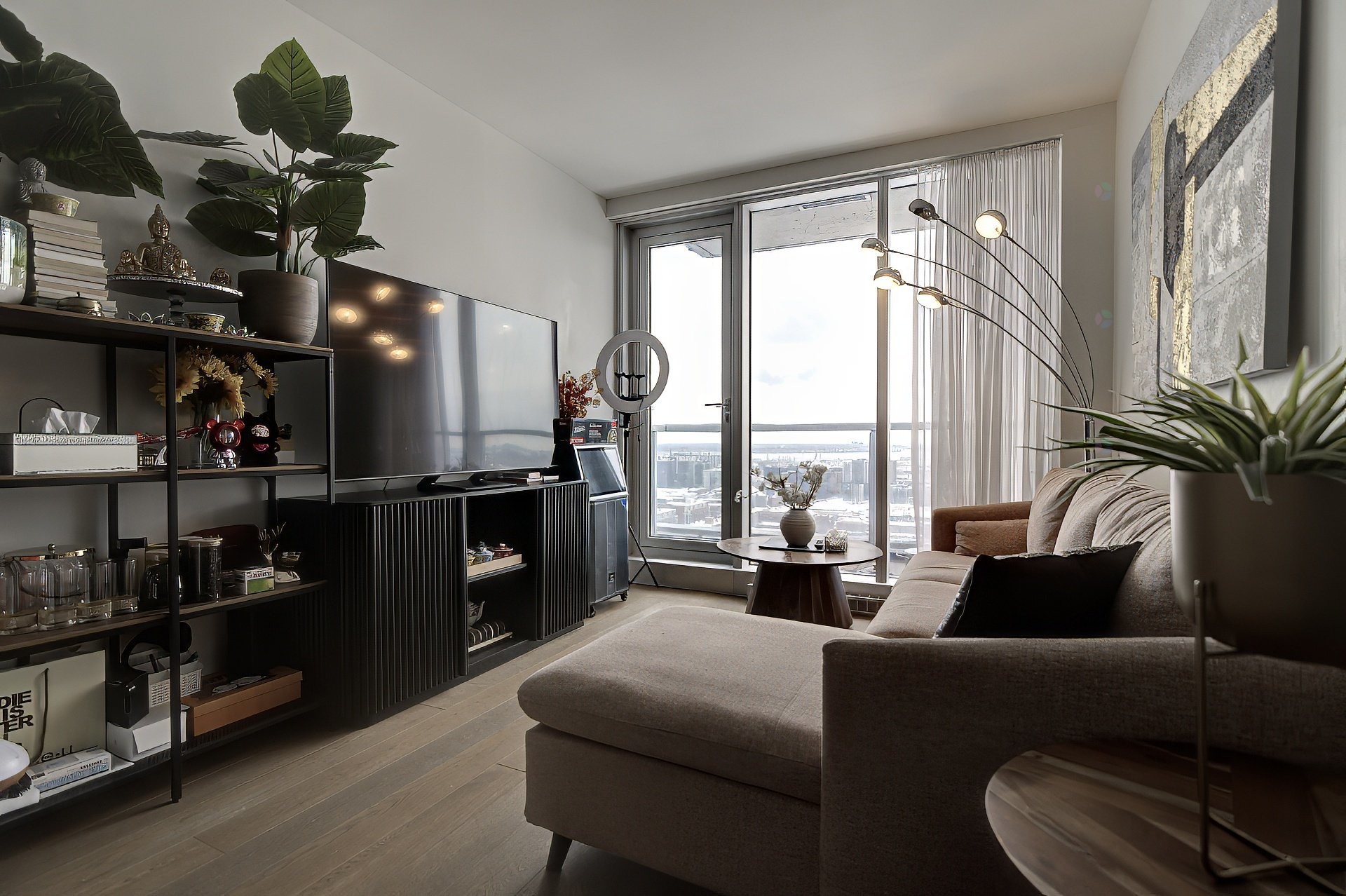 









1450


Boul. René-Lévesque O.

, 2310,
Montréal (Ville-Marie),




QC
H3G0E1

