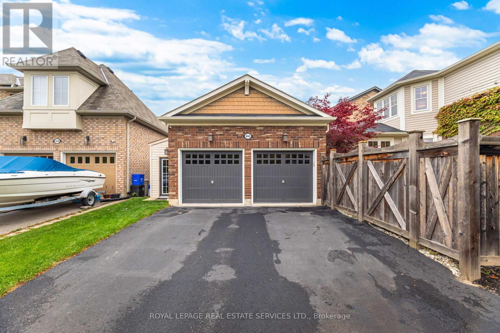 












444 COOMBS COURT

,
Milton,




Ontario
L9T7N5

