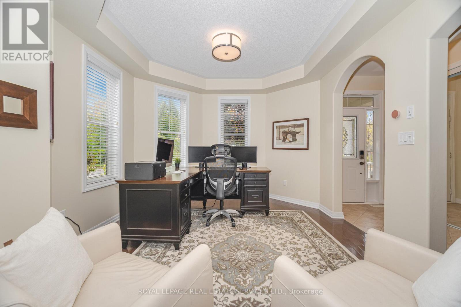 












444 COOMBS COURT

,
Milton,




Ontario
L9T7N5

