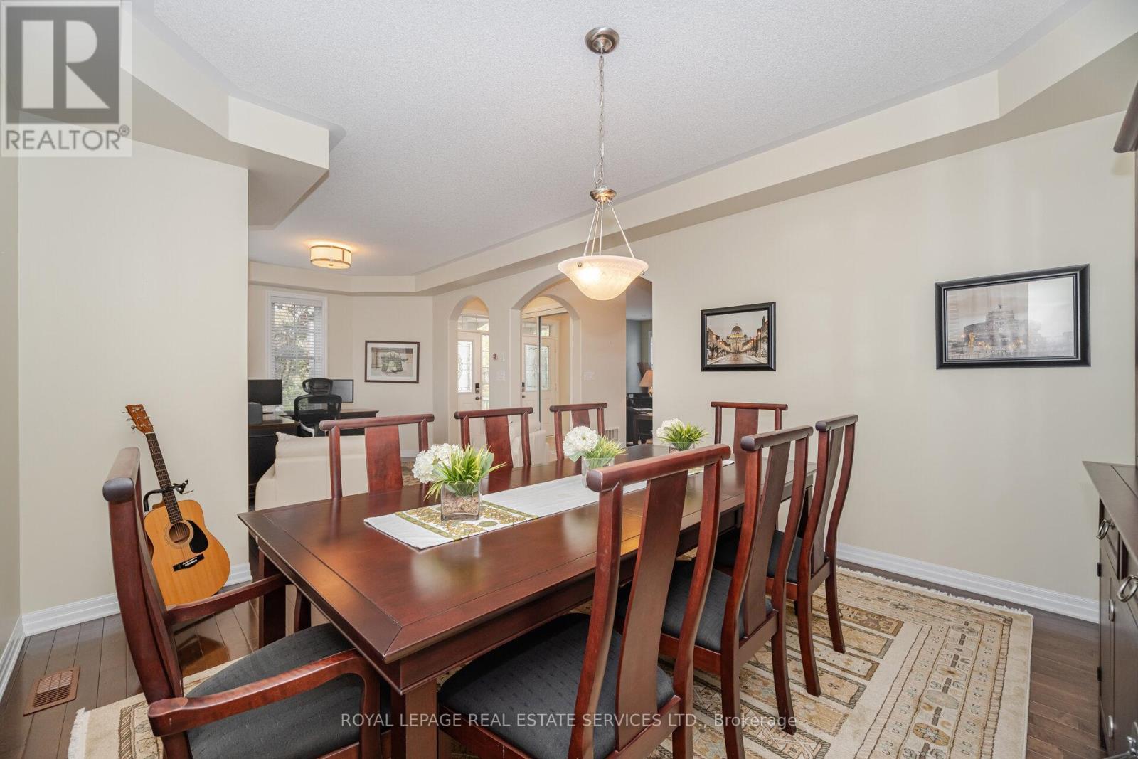 












444 COOMBS COURT

,
Milton,




Ontario
L9T7N5

