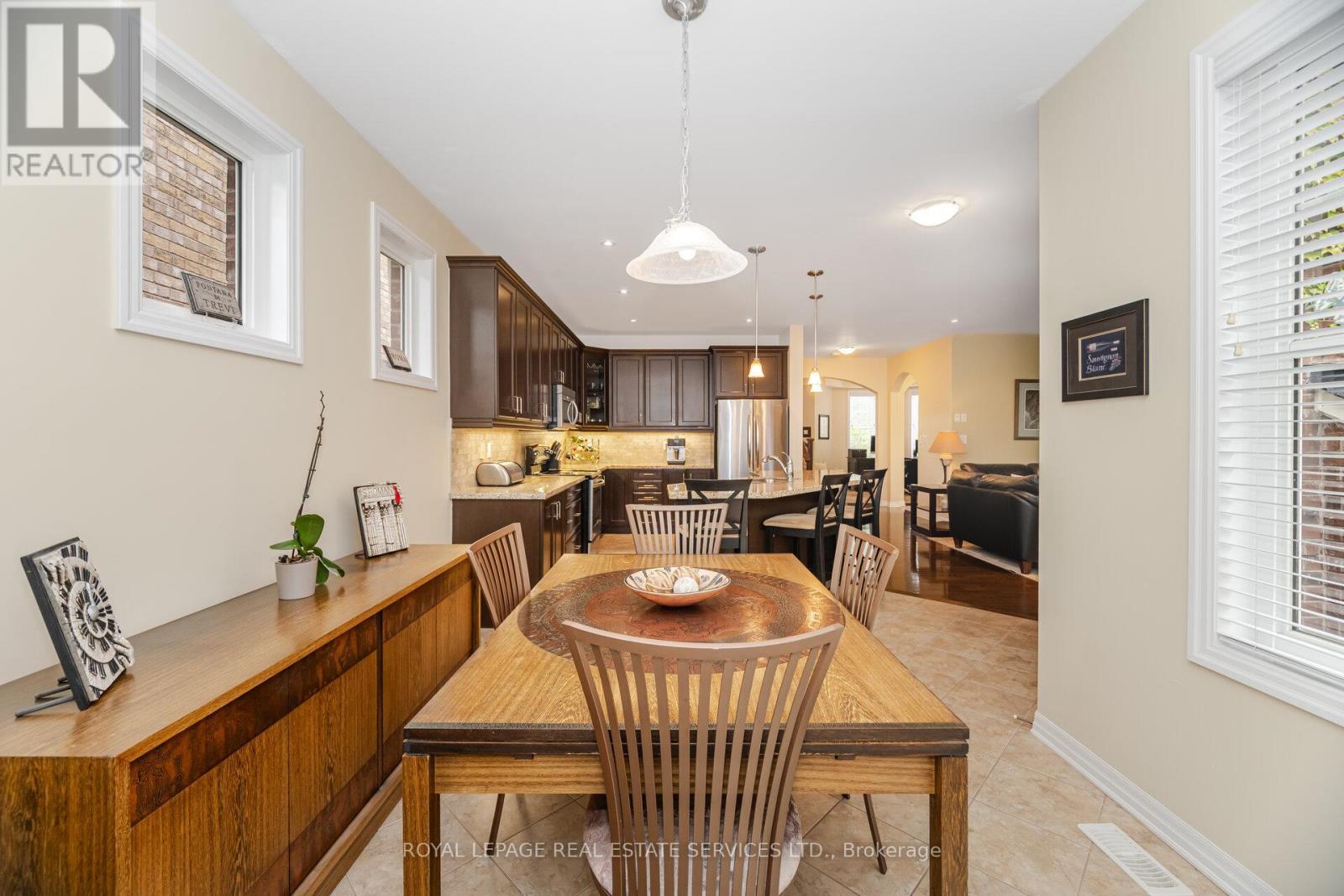 












444 COOMBS COURT

,
Milton,




Ontario
L9T7N5

