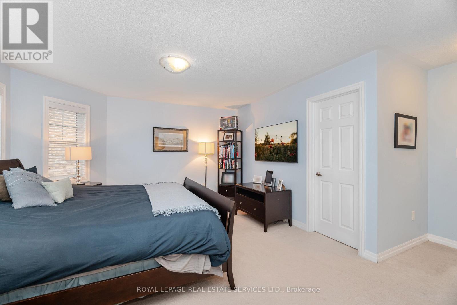 












444 COOMBS COURT

,
Milton,




Ontario
L9T7N5

