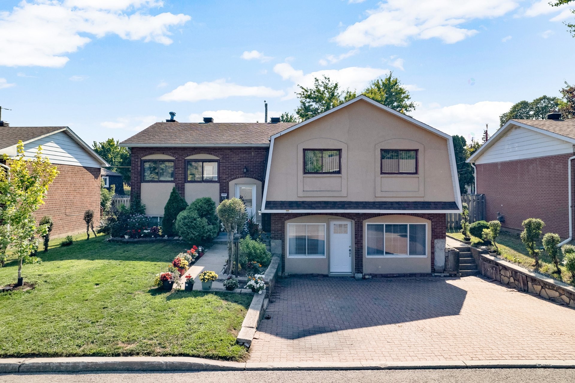 









46


Rue Cumberland

,
Dollard-des-Ormeaux,




QC
H9B1V1

