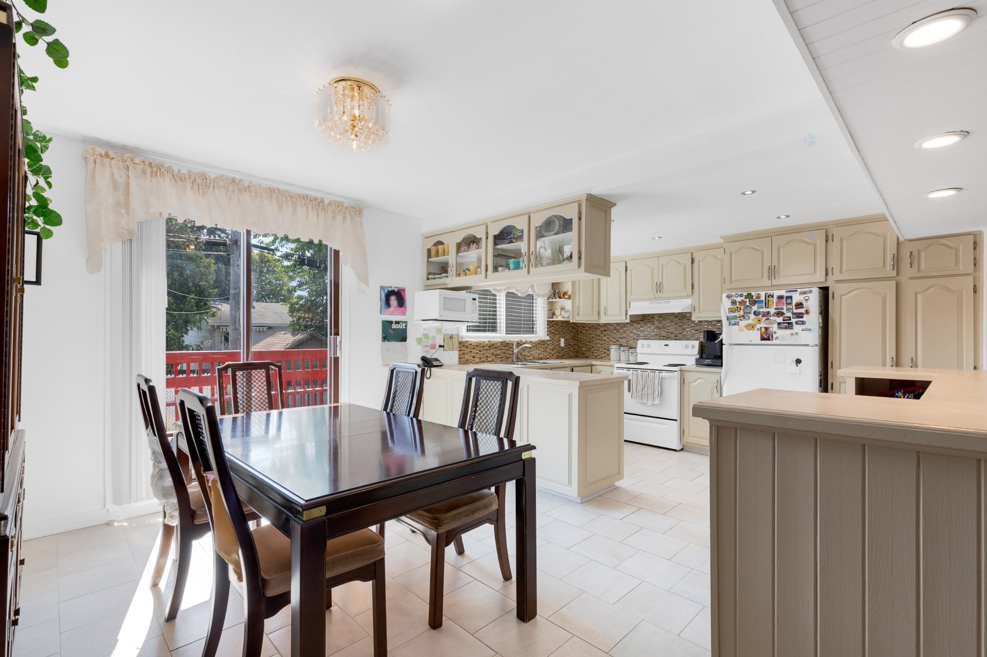 









46


Rue Cumberland

,
Dollard-des-Ormeaux,




QC
H9B1V1

