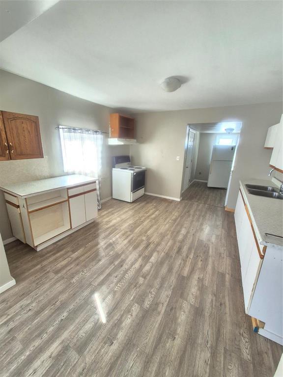 












154 3rd Avenue

,
Neepawa,




Manitoba
R0J1H0

