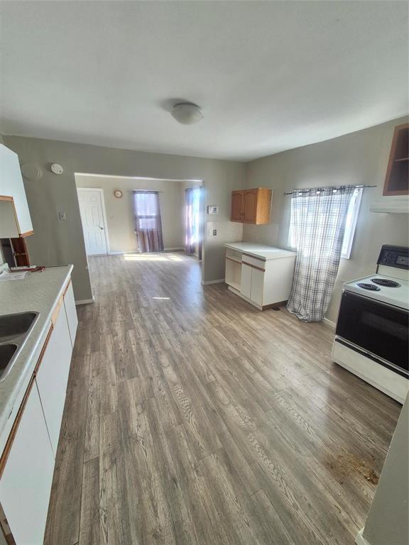 












154 3rd Avenue

,
Neepawa,




Manitoba
R0J1H0

