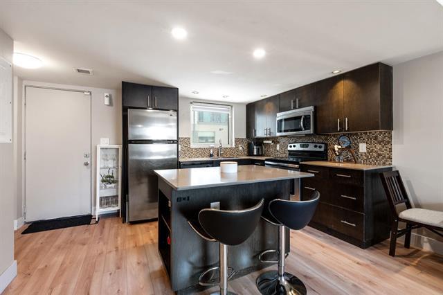 









1230


Chamberlain

AVE, 15,
Winnipeg,




MB
R2X 1E7

