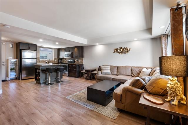 









1230


Chamberlain

AVE, 15,
Winnipeg,




MB
R2X 1E7

