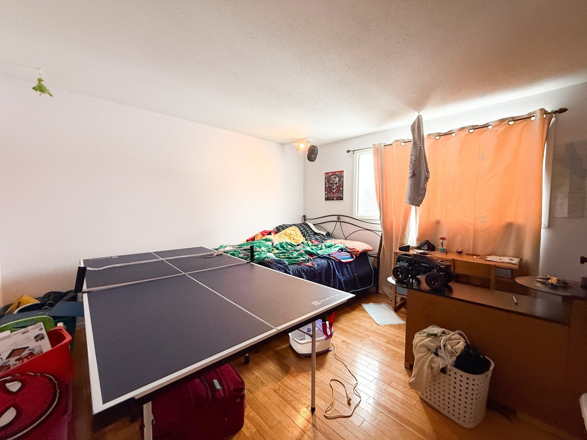 









49


Rue de Drapeau

,
Gatineau (Gatineau),




QC
J8T1B1

