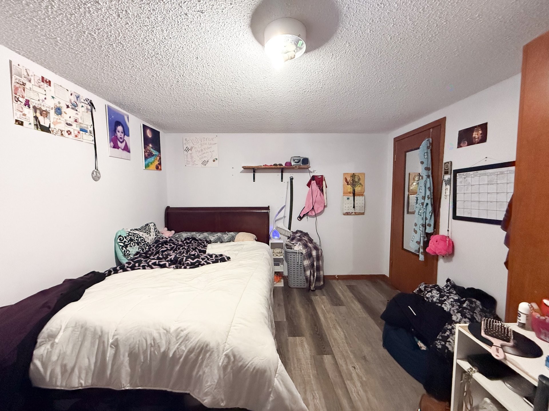 









49


Rue de Drapeau

,
Gatineau (Gatineau),




QC
J8T1B1

