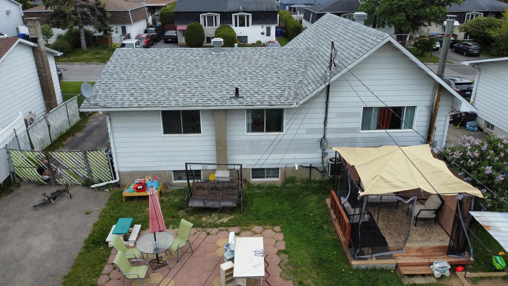 









49


Rue de Drapeau

,
Gatineau (Gatineau),




QC
J8T1B1

