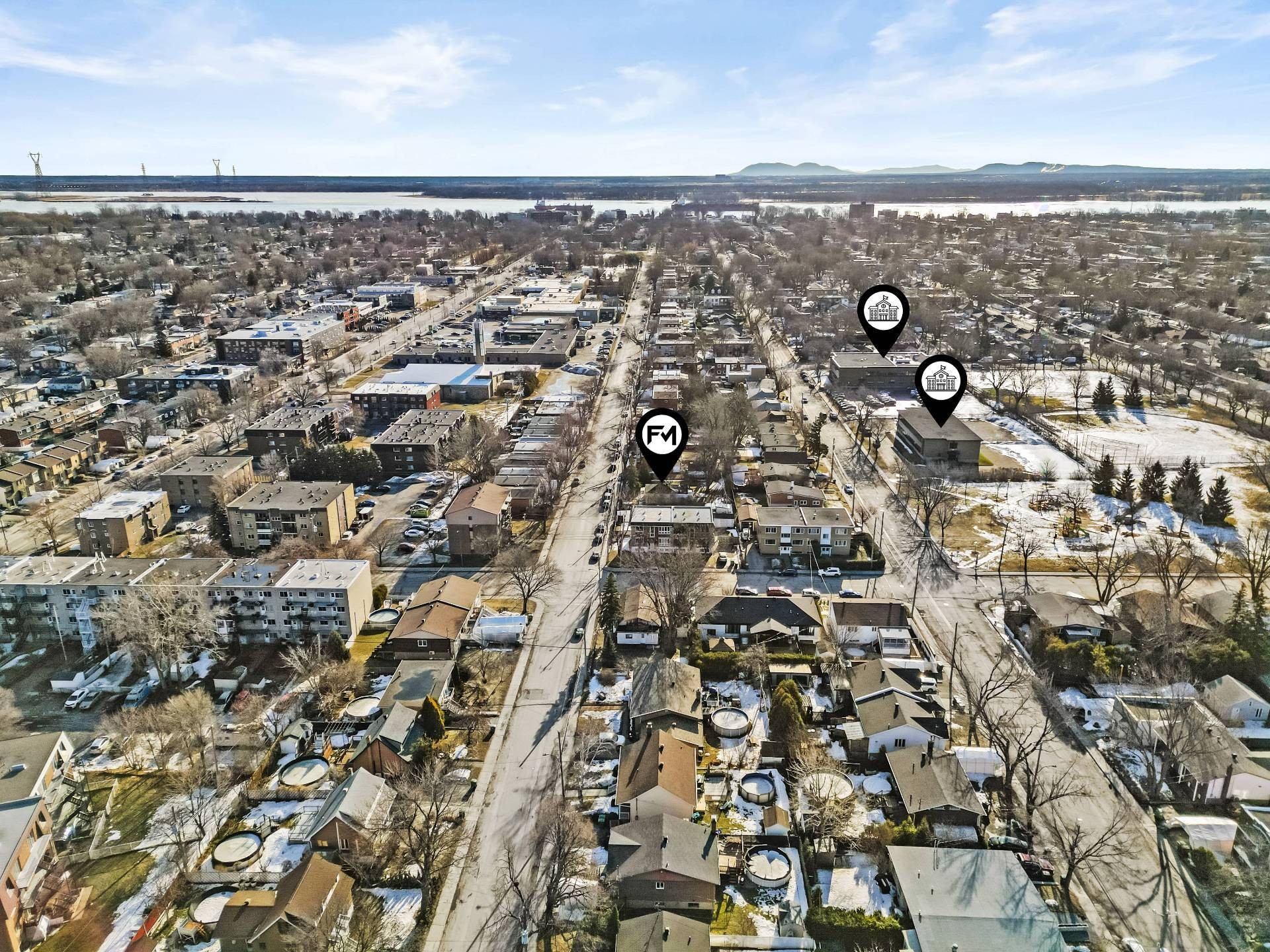 









1710


9e Avenue

,
Montréal (Rivière-des-Prairies/Pointe-aux-Trembles),







QC
H1B4E5

