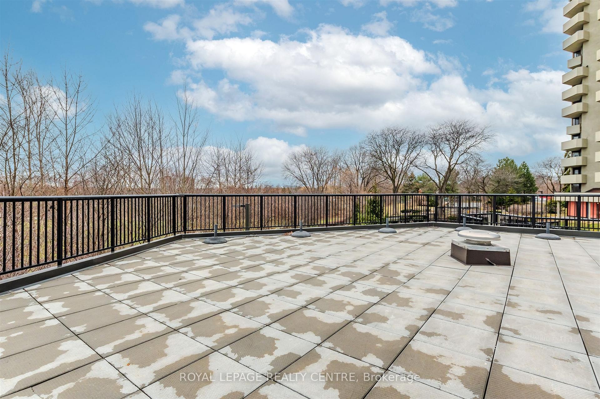 









296


Mill

Road, B4,
Toronto,




ON
M9C 4X8

