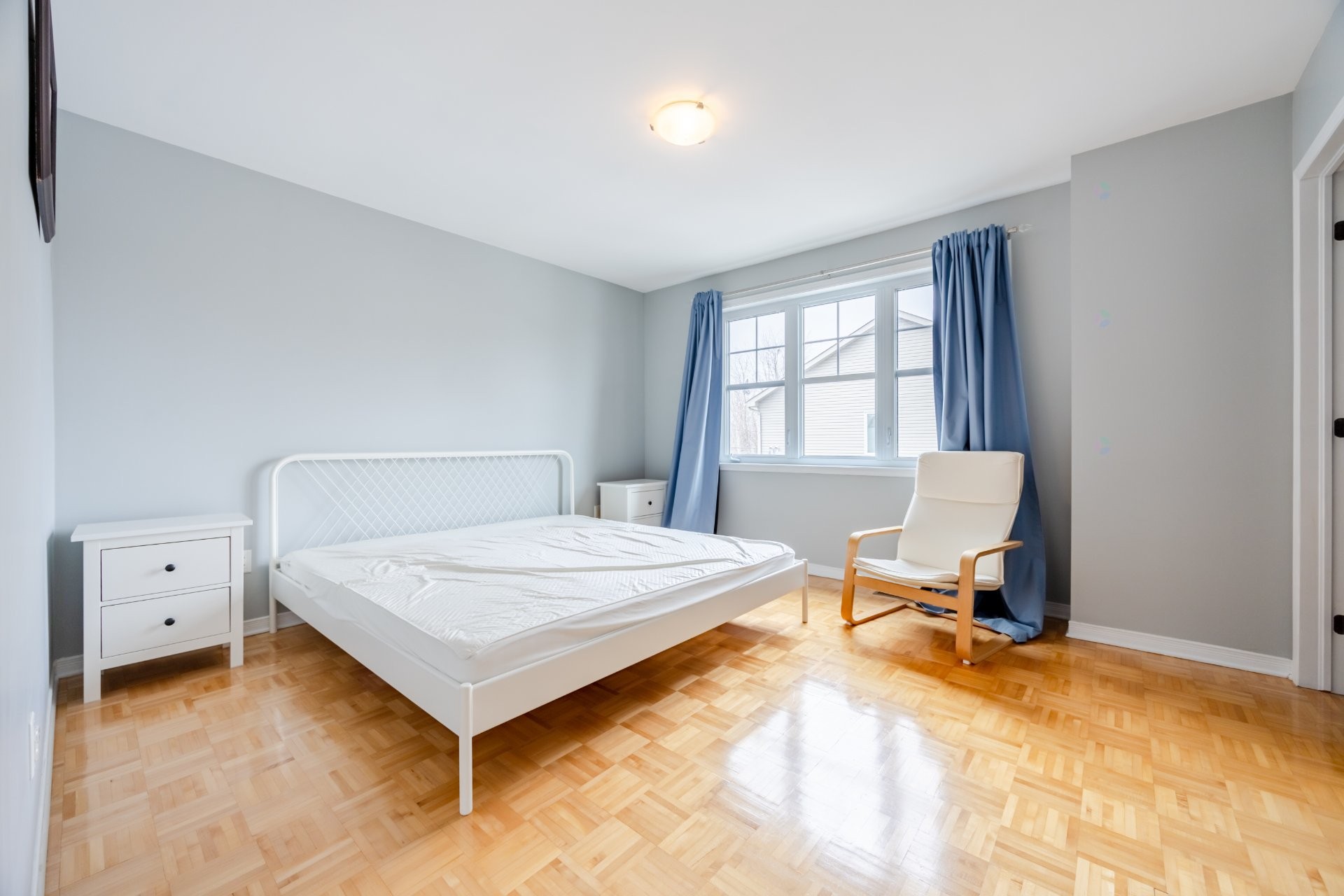 









1938


Ch. de St-Jean

,
La Prairie,




QC
J5R0E1

