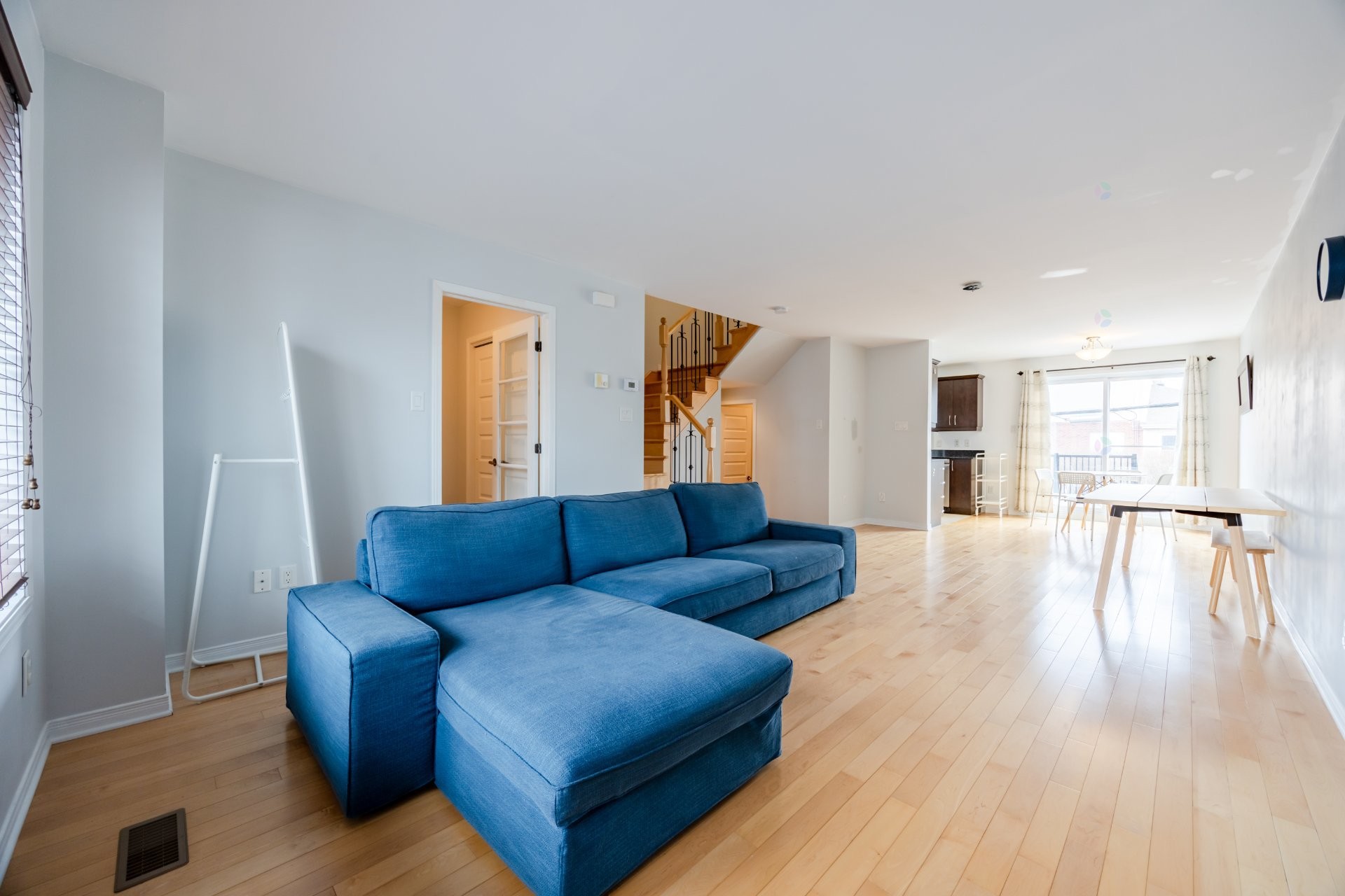 









1938


Ch. de St-Jean

,
La Prairie,




QC
J5R0E1

