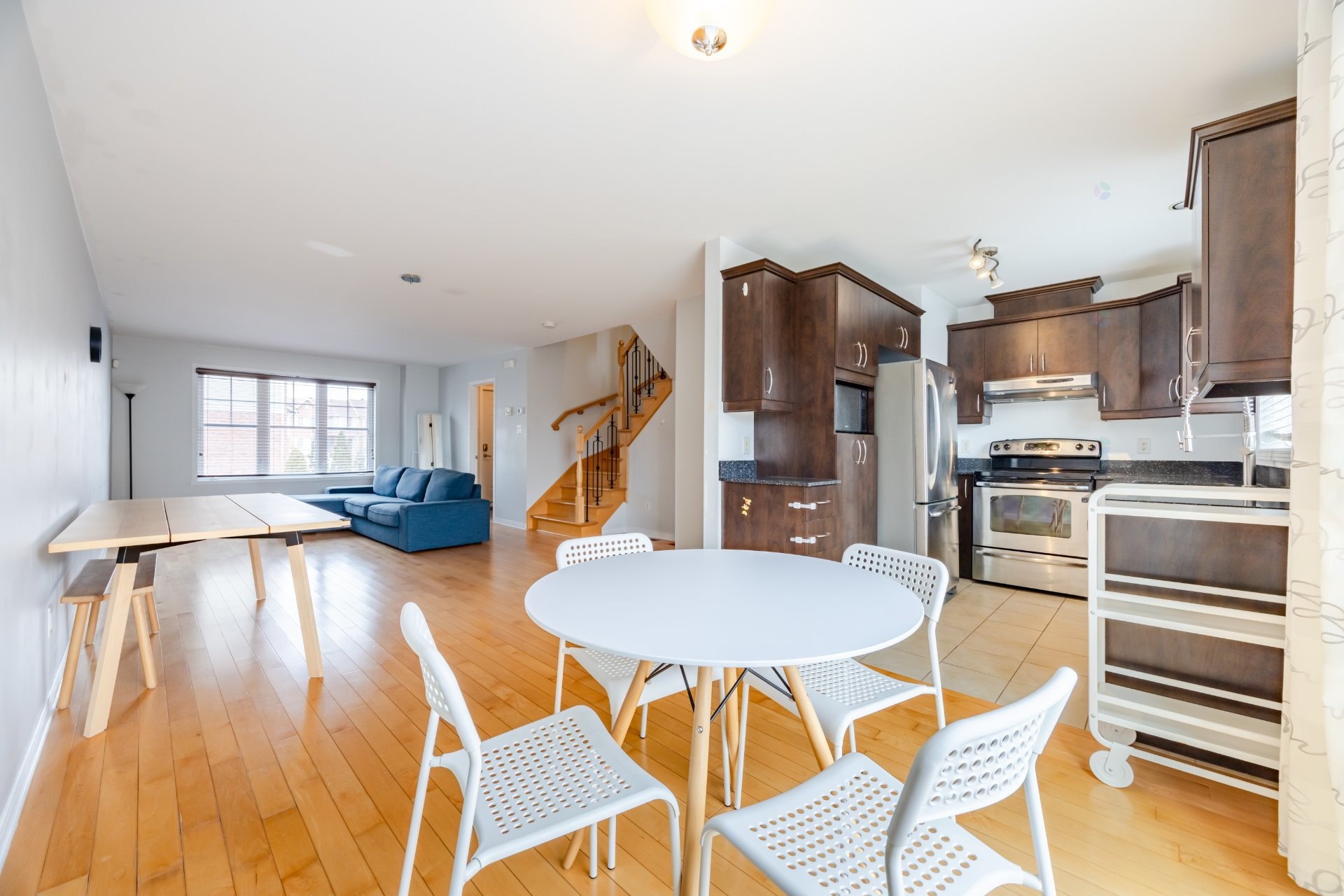 









1938


Ch. de St-Jean

,
La Prairie,




QC
J5R0E1

