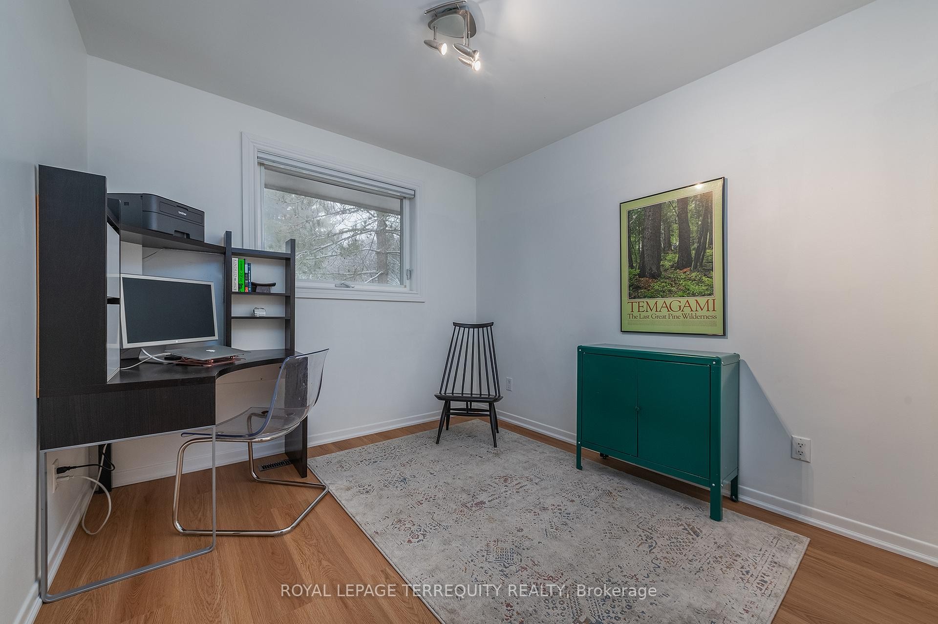 









6


Earlington

Avenue,
Toronto,




ON
M8X 2N5

