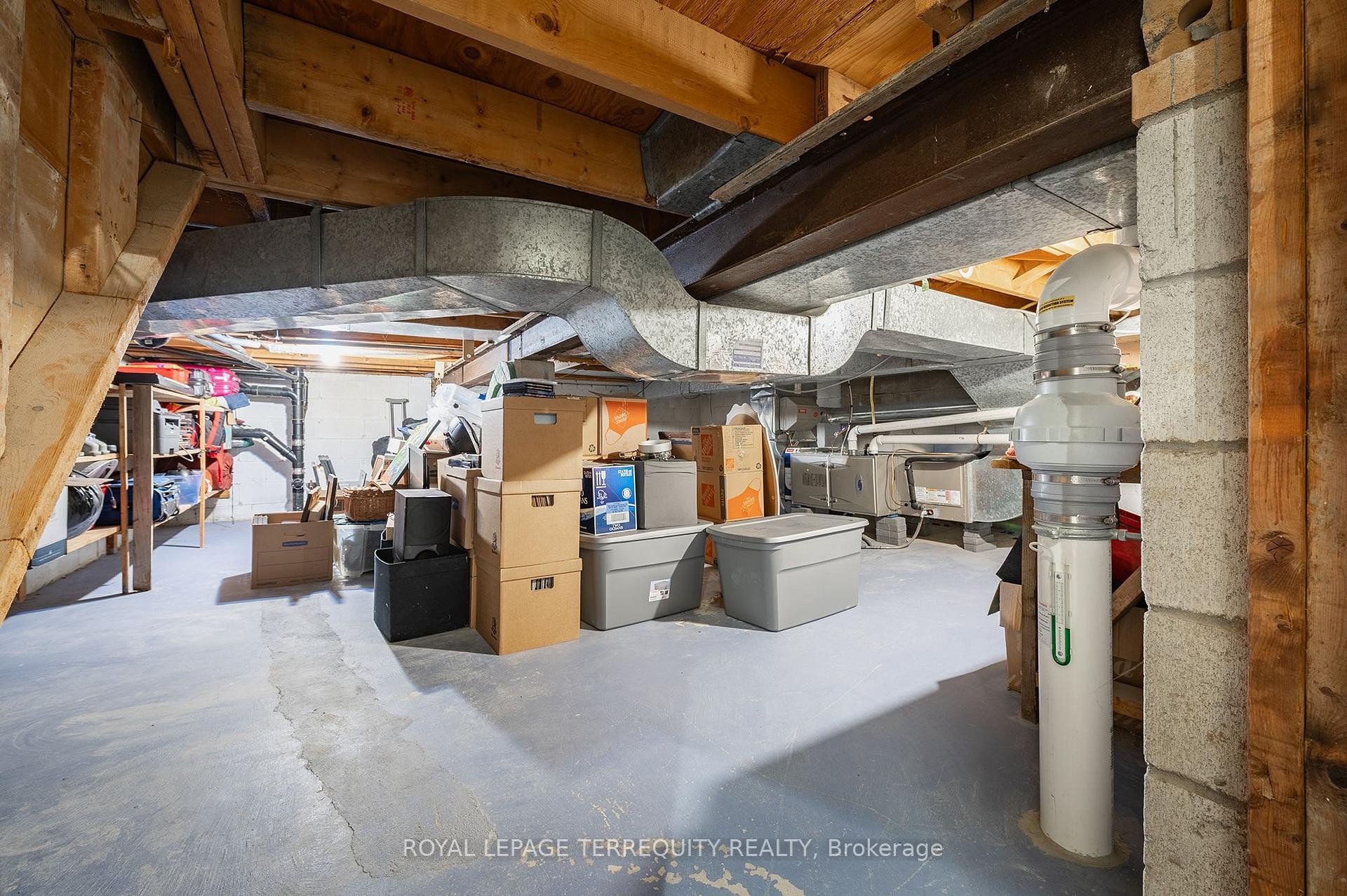 









6


Earlington

Avenue,
Toronto,




ON
M8X 2N5

