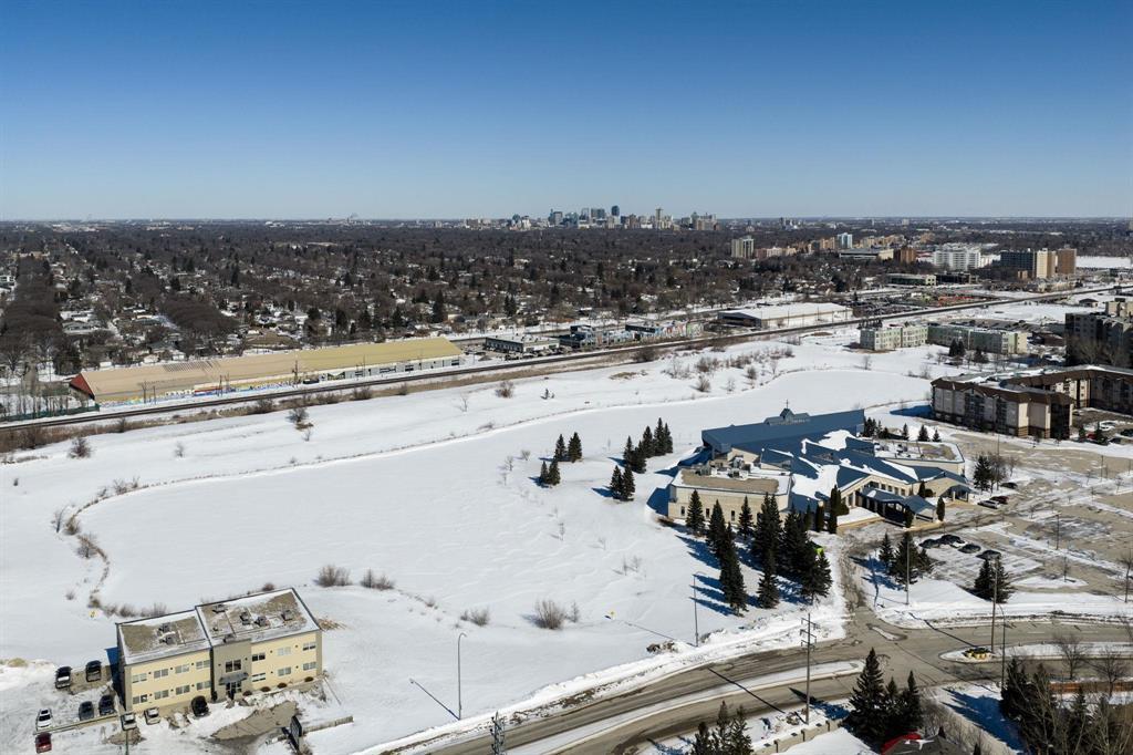 












101 1000 Wilkes Avenue

,
Winnipeg,




Manitoba
R3P2S3

