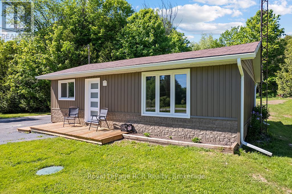 












405009 GREY 4 ROAD

,
Grey Highlands,




Ontario
N0C1K0

