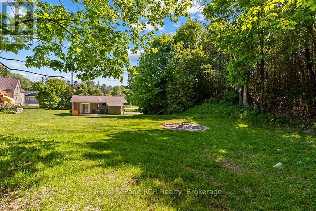 












405009 GREY 4 ROAD

,
Grey Highlands,




Ontario
N0C1K0

