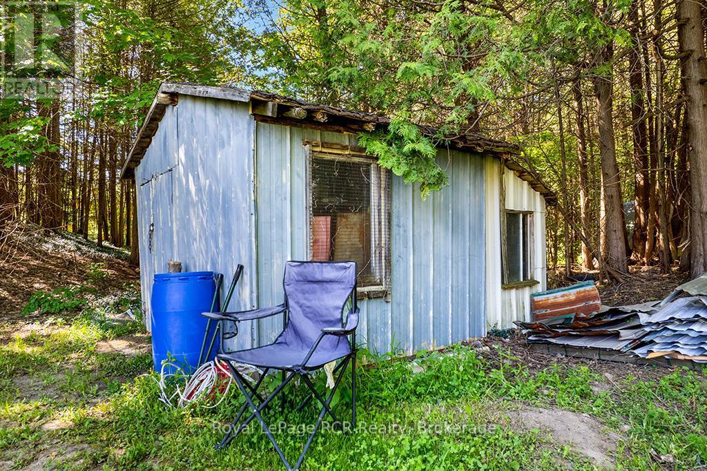 












405009 GREY 4 ROAD

,
Grey Highlands,




Ontario
N0C1K0

