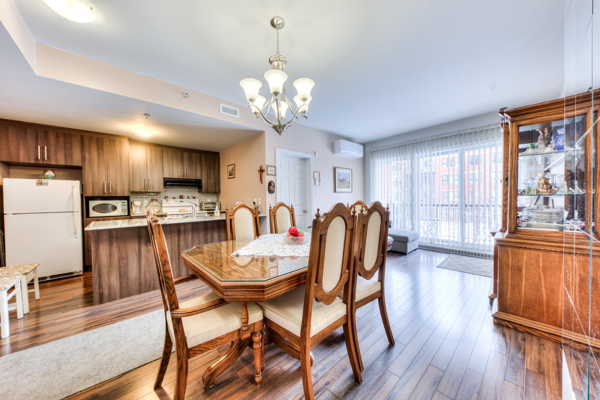 









4700


Boul. Henri-Bourassa O.

, 206,
Montréal (Saint-Laurent),




QC
H4L0A6

