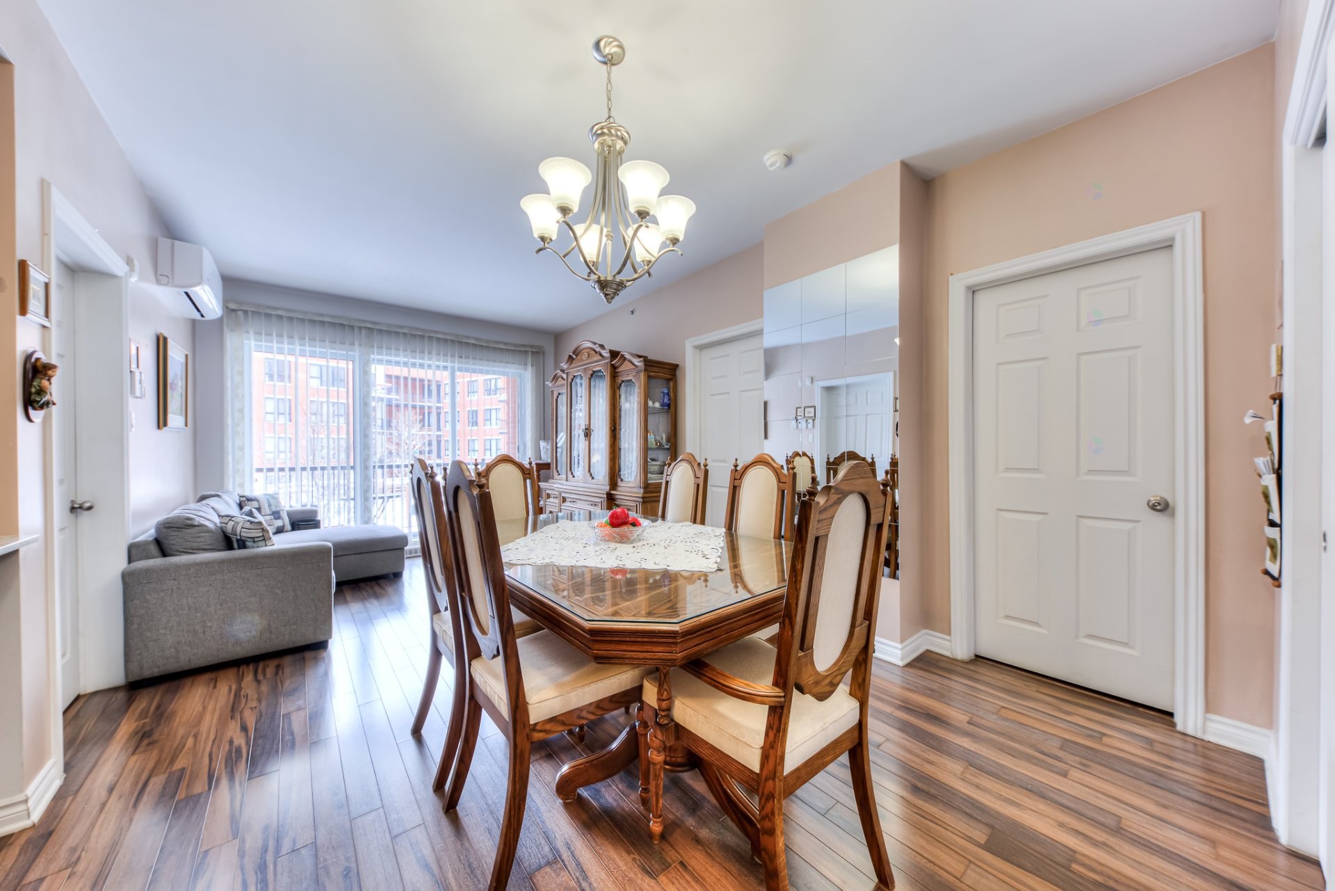 









4700


Boul. Henri-Bourassa O.

, 206,
Montréal (Saint-Laurent),




QC
H4L0A6

