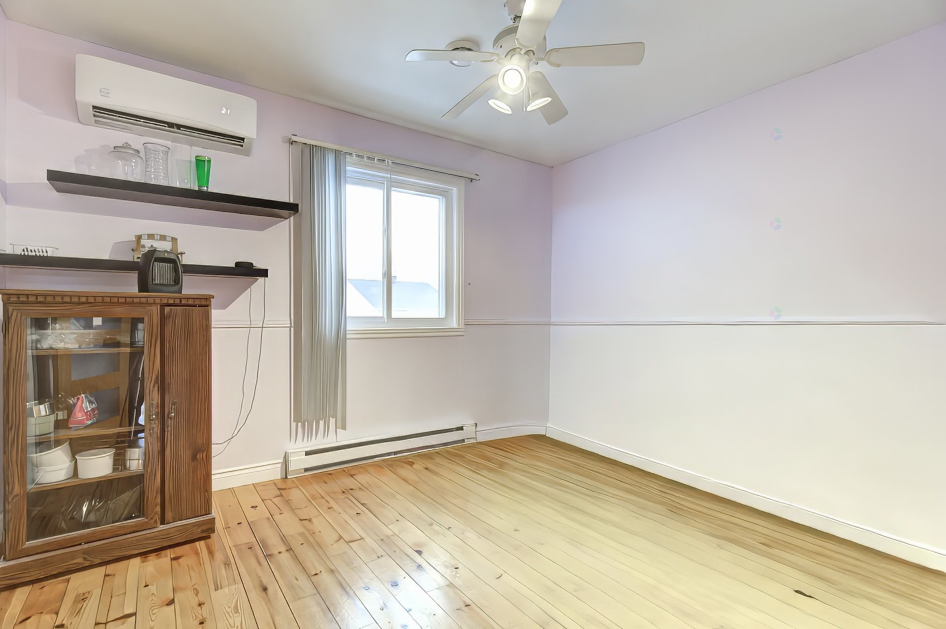









492


Rue Médard-Bourgault

,
Laval (Sainte-Rose),




QC
H7L5M5

