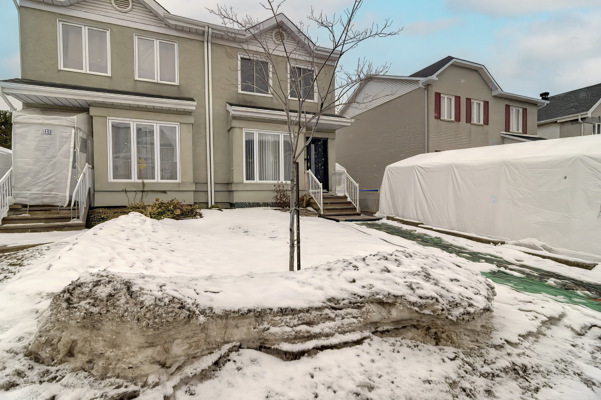 









492


Rue Médard-Bourgault

,
Laval (Sainte-Rose),




QC
H7L5M5

