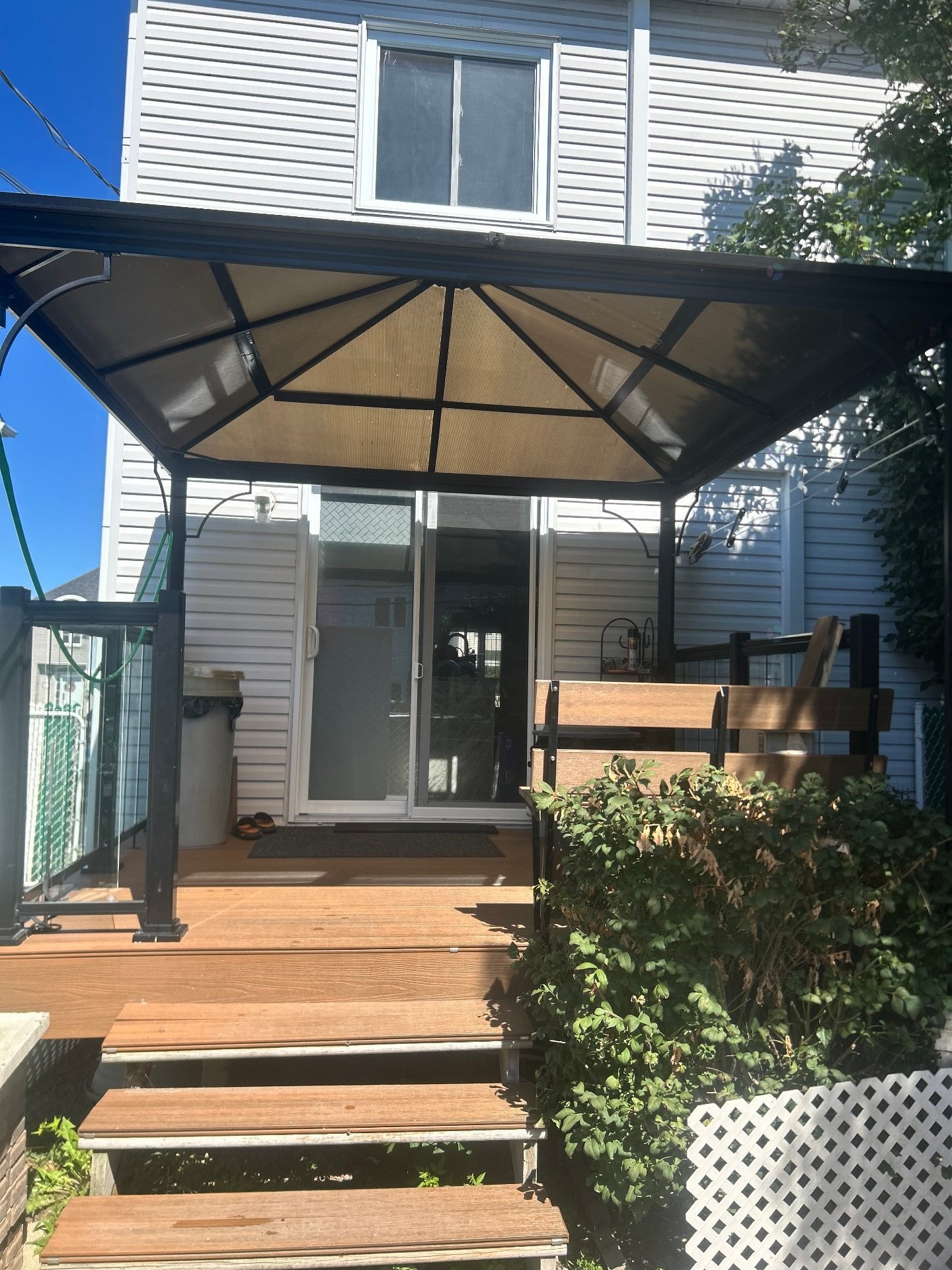









492


Rue Médard-Bourgault

,
Laval (Sainte-Rose),




QC
H7L5M5

