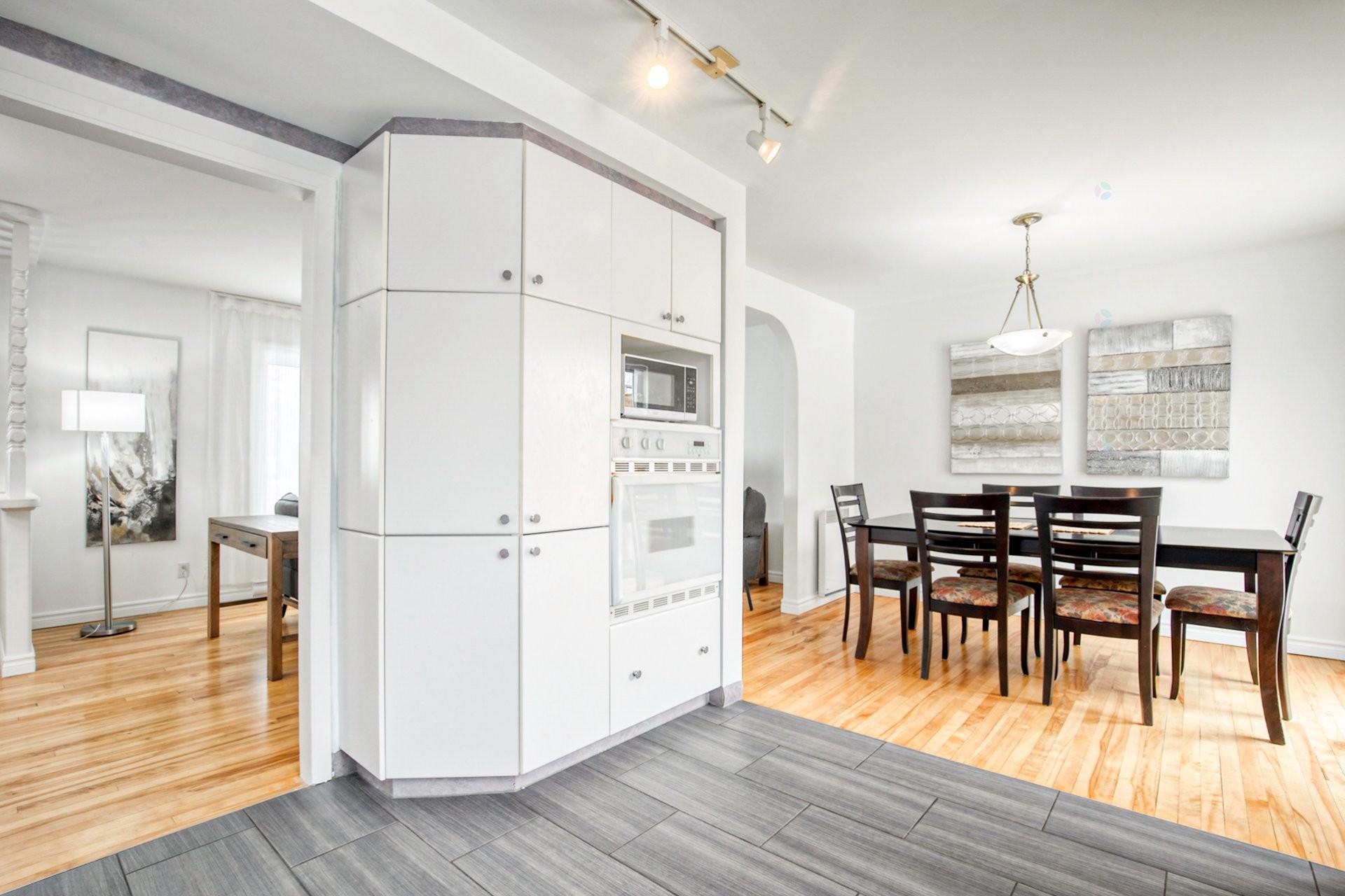 









1191


Rue Dulude

,
Saint-Bruno-de-Montarville,




QC
J3V3N1

