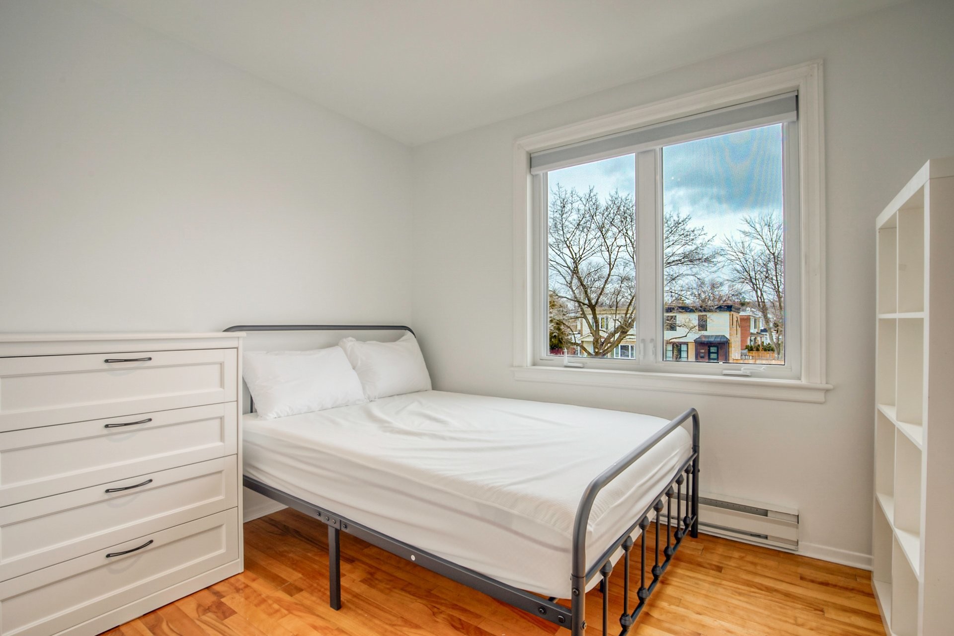 









1191


Rue Dulude

,
Saint-Bruno-de-Montarville,




QC
J3V3N1

