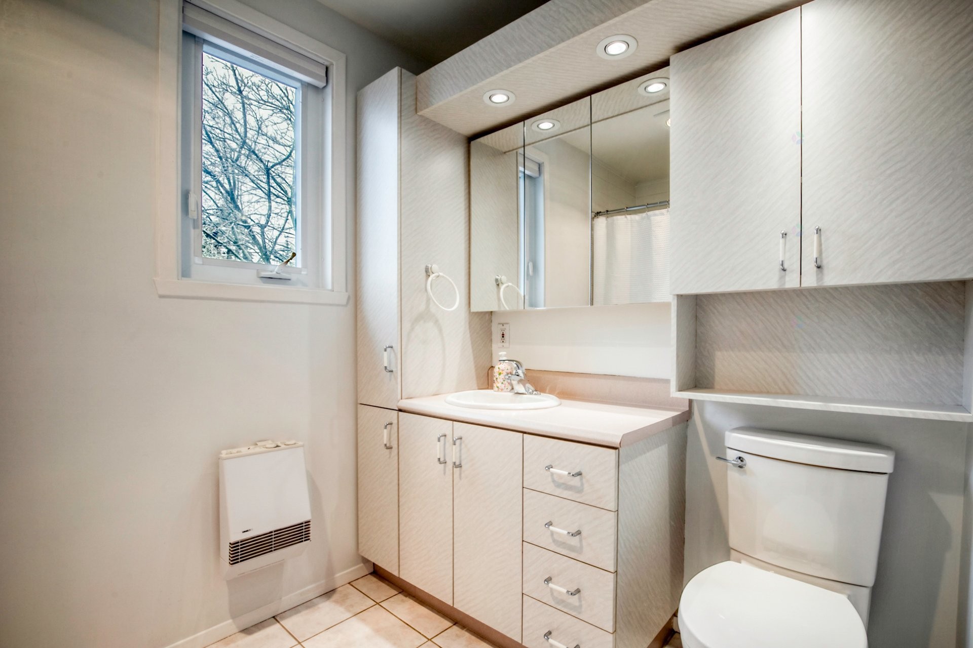 









1191


Rue Dulude

,
Saint-Bruno-de-Montarville,




QC
J3V3N1

