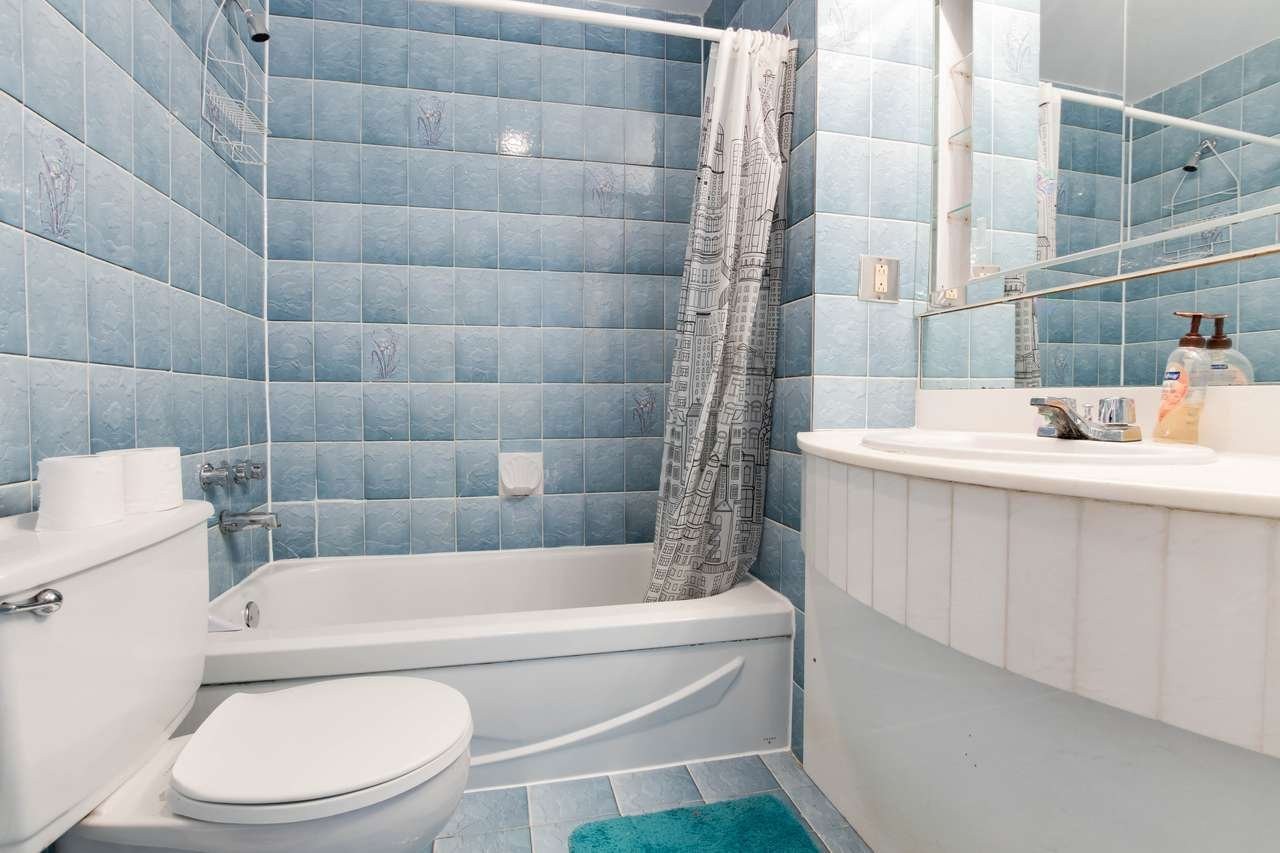 









900


Rue Sherbrooke O.

, 52,
Montréal (Ville-Marie),




QC
H3A1G3

