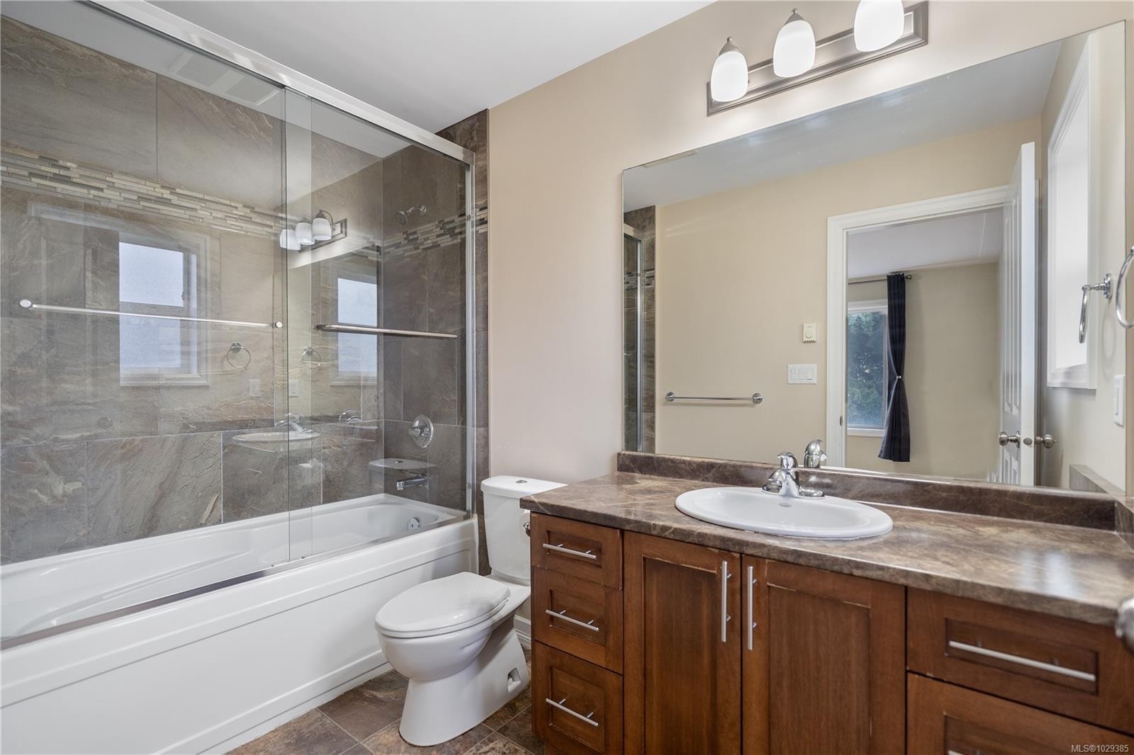 









1076


Jenkins

Ave,
Langford,




BC
V9B 2N7

