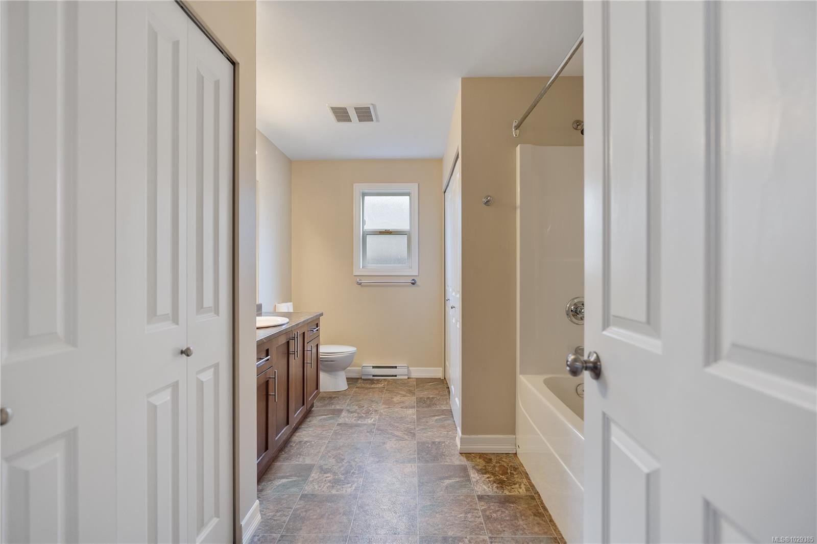 









1076


Jenkins

Ave,
Langford,




BC
V9B 2N7

