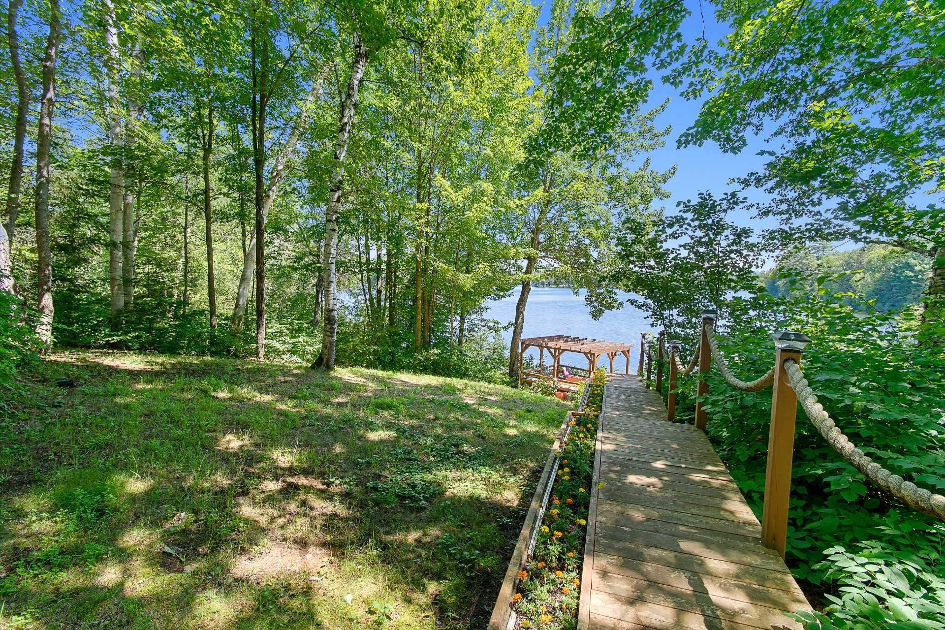 









78


Ch. Old Bridge

,
Otter Lake,




QC
J0X2P0

