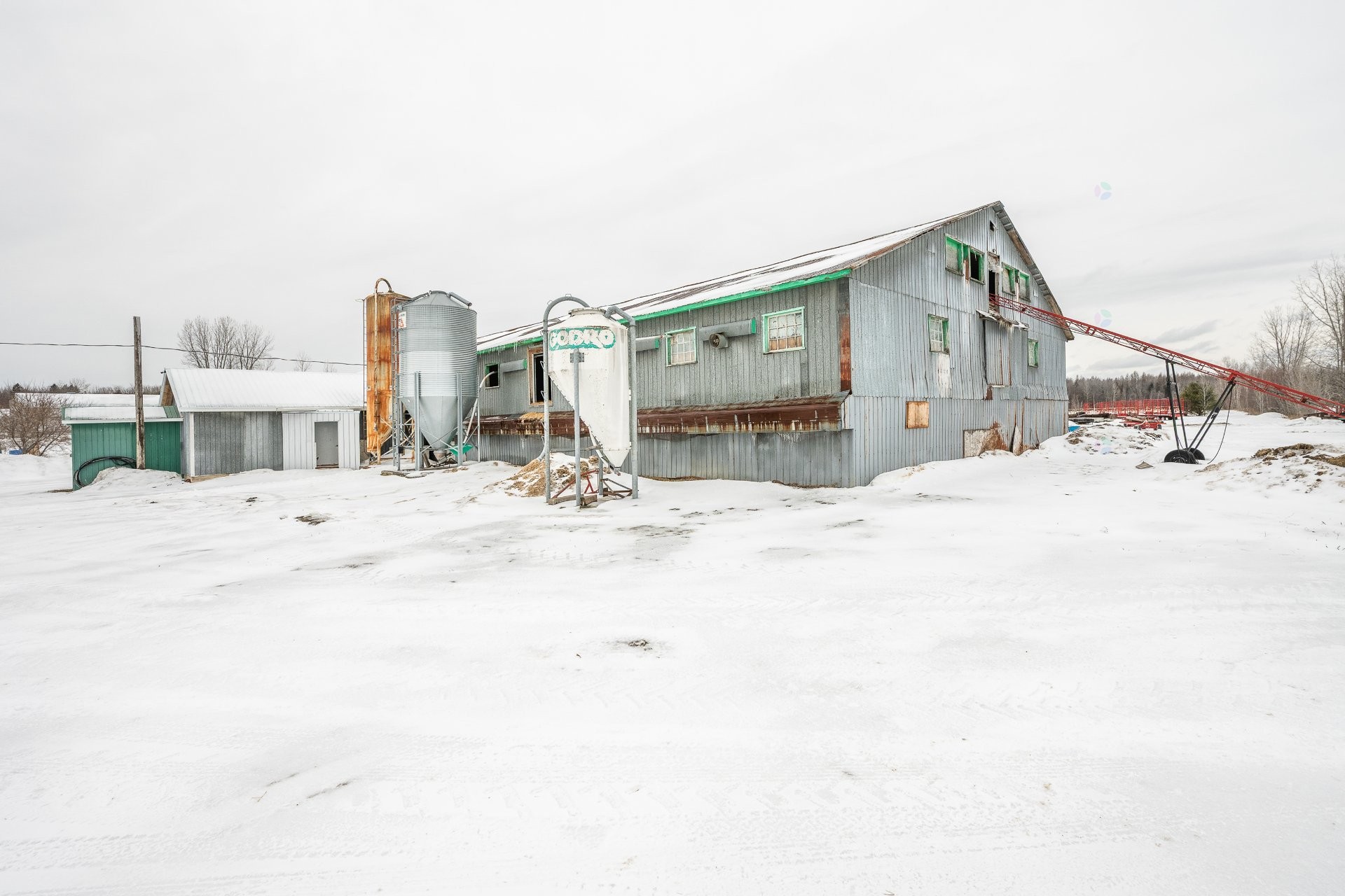 









2402


2e Rue

,
Sainte-Sophie,







QC
J5J1N5

