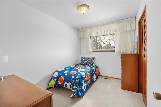 









35


Masterton

CR,
Winnipeg,




MB
R2P 0M8

