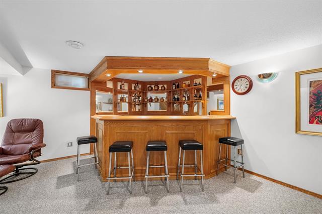 









35


Masterton

CR,
Winnipeg,




MB
R2P 0M8

