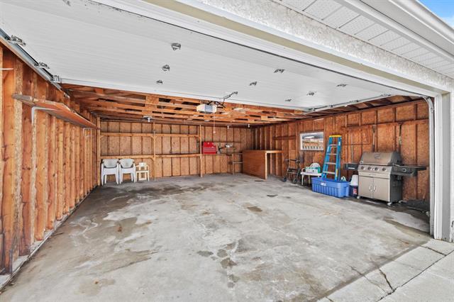 









35


Masterton

CR,
Winnipeg,




MB
R2P 0M8

