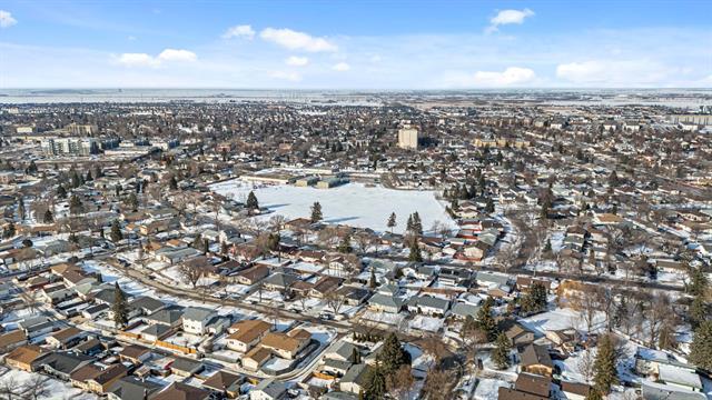 









35


Masterton

CR,
Winnipeg,




MB
R2P 0M8

