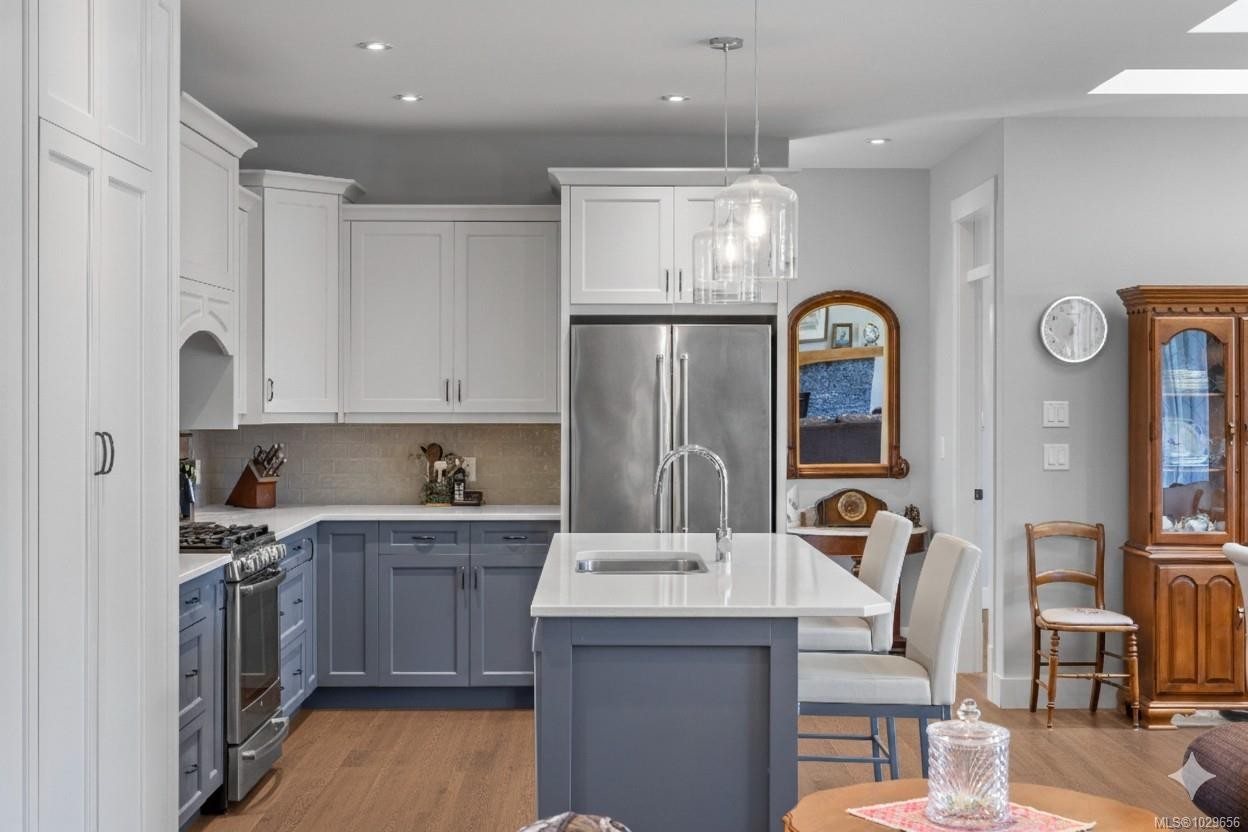 









939


Virginia

Rd,
Coombs,




BC
V0R 1M0

